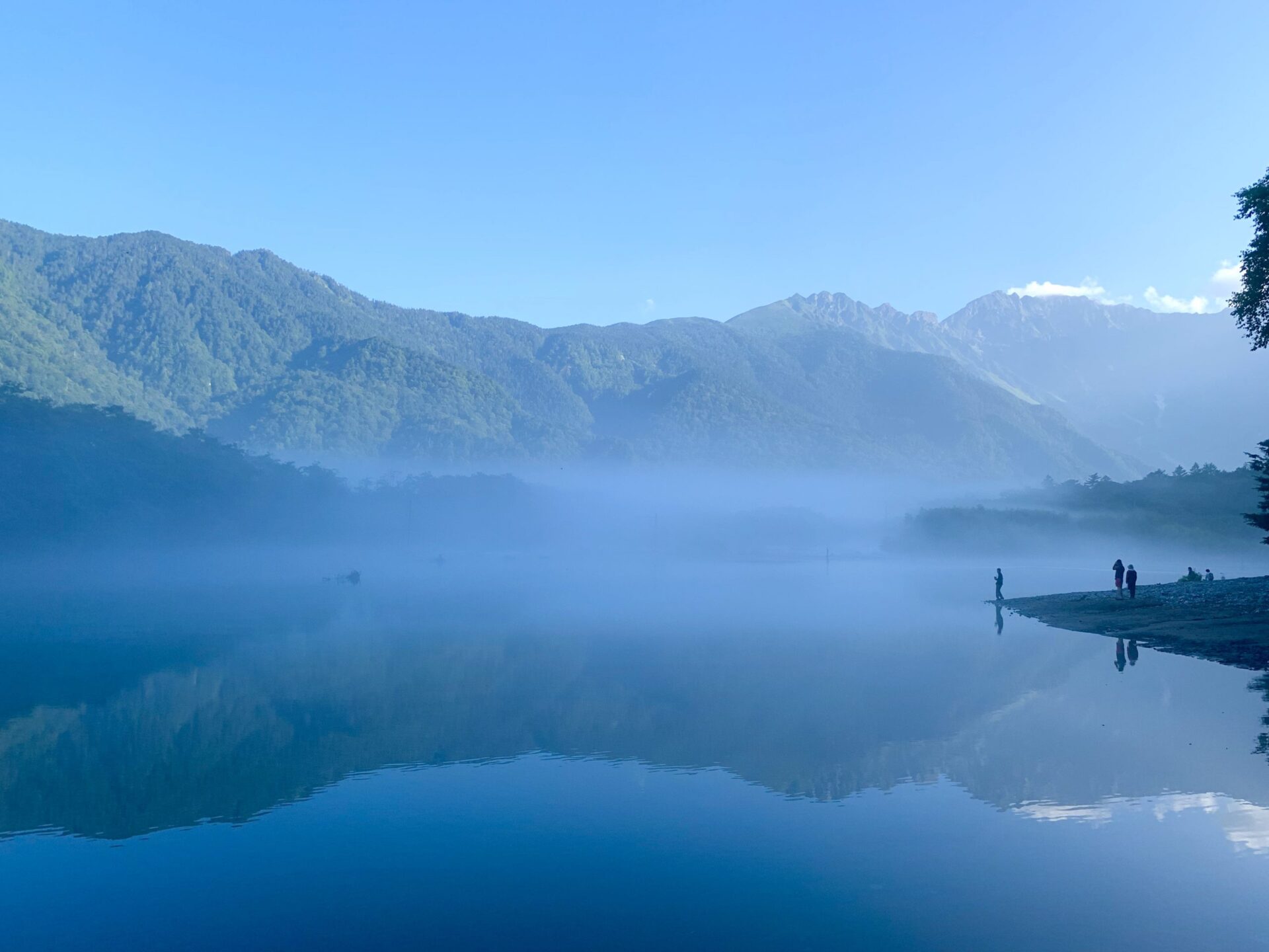 朝靄の大正池