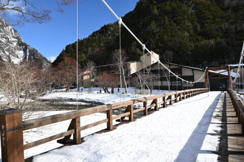 冬の上高地・河童橋
