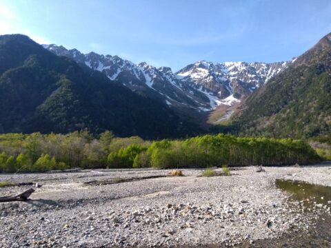 上高地・5月の穂高連峰