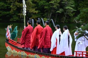 【秋の上高地】明神池「御船祭り」が執り行われました