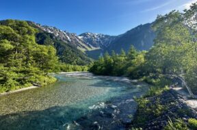 今だけ！上高地の“新緑と雪解け水”が織りなす絶景