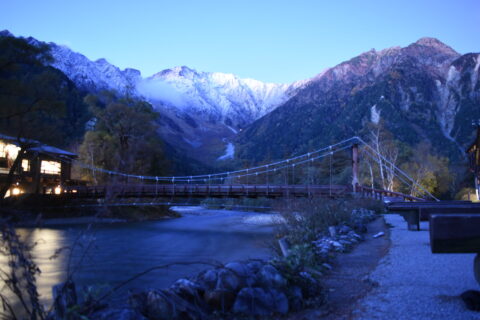 穂高連峰の初冠雪