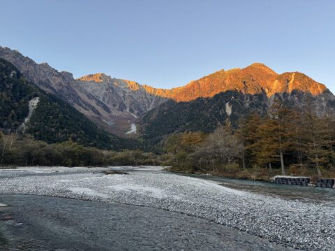 上高地から夕焼けの穂高連峰