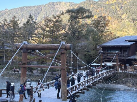 霜の降りた河童橋