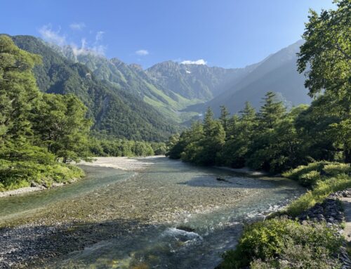 【2026】夏の上高地観光解説｜気温・服装・混雑回避のコツをご紹介